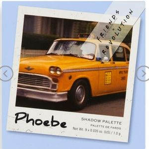 NEW Revolution Phoebe Shadow Palette